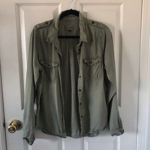 Universal Thread Military Green Button Down Shirt